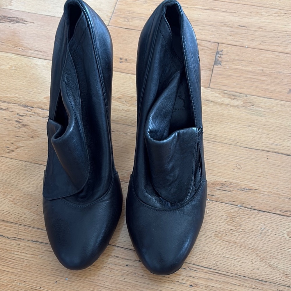 Coach Leather Alexandria Heels